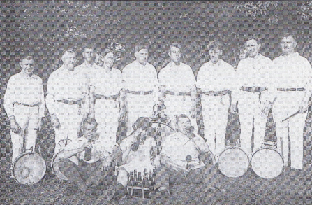 1925 – Die Pfeifer und Trommler werden gegründet