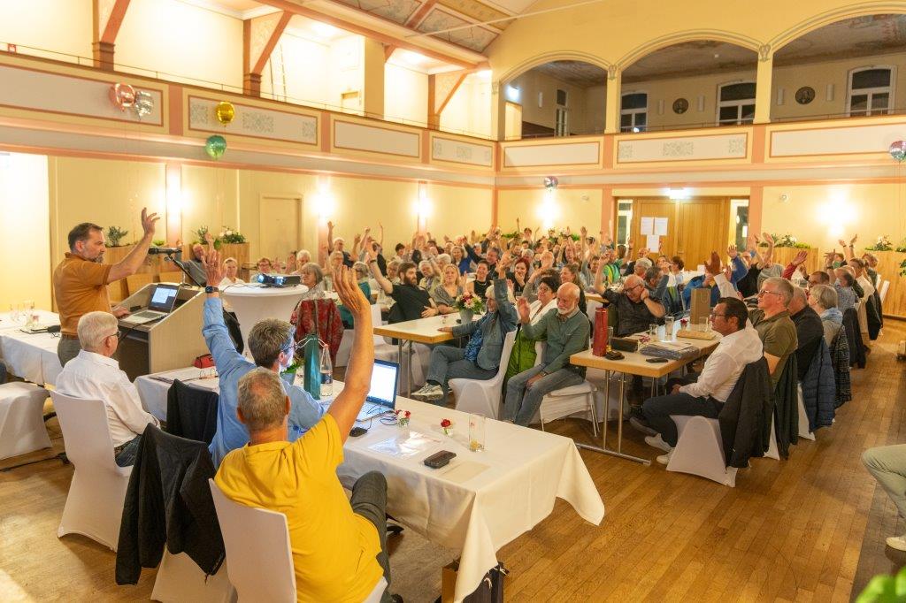 Standing Ovations bei der Mitgliederversammlung und viele weitere Gründe um zu Feiern